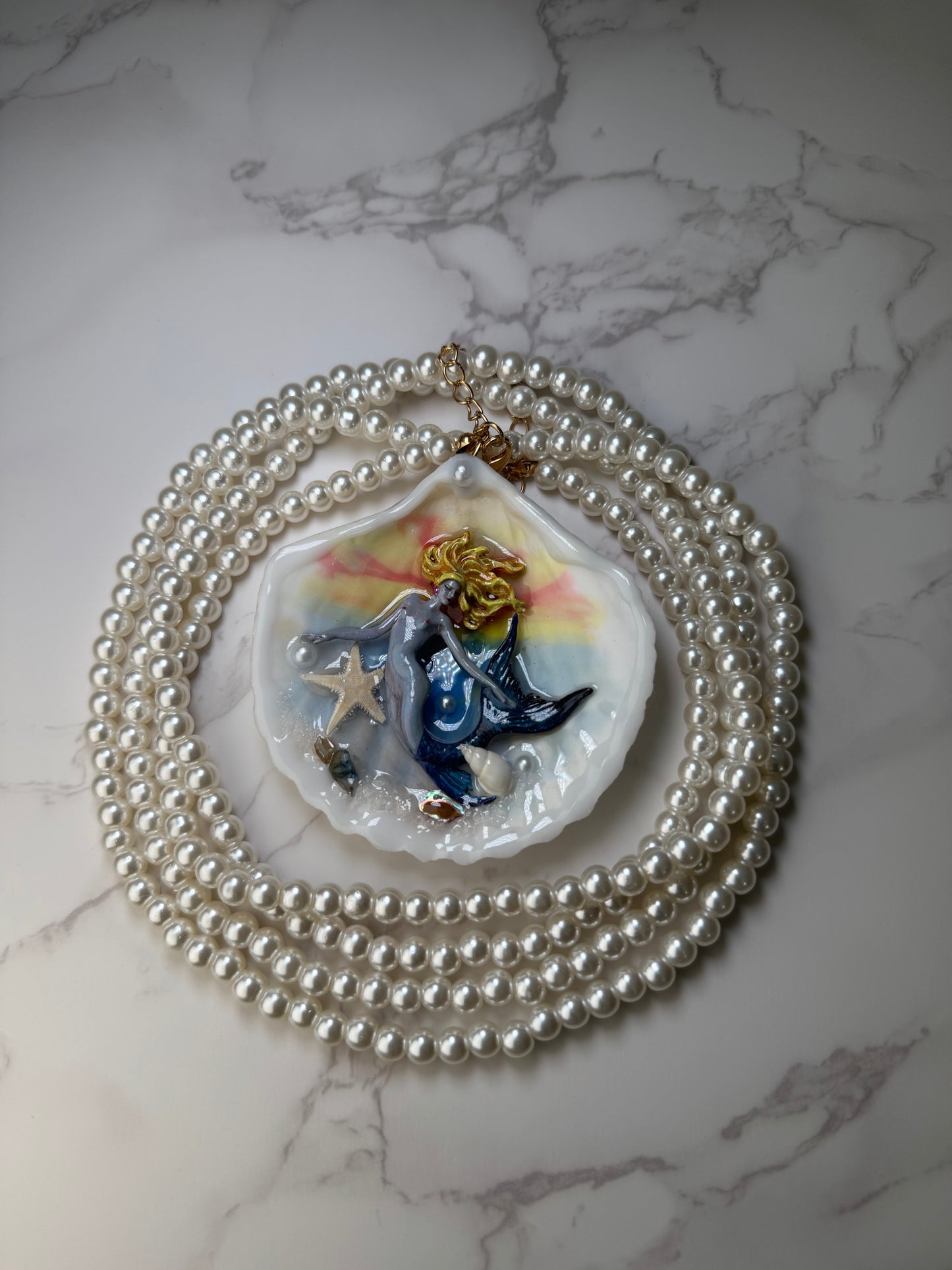 July Blonde Hair Sea Star Mermaid Sea Shell Necklace – Mermaid in Shell with UV Resin