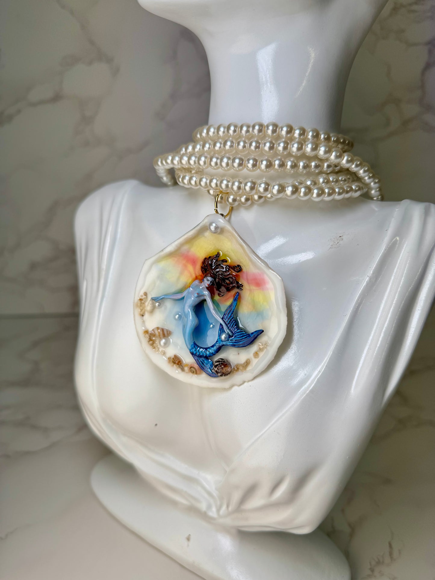 May Sunset Blue Mermaid Sea Shell Necklace – Mermaid in Shell with UV Resin