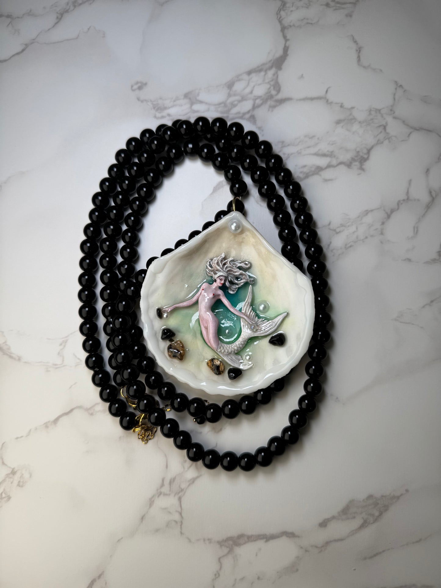 December Icy Pink Mermaid Sea Shell Necklace – Mermaid in Shell with UV Resin