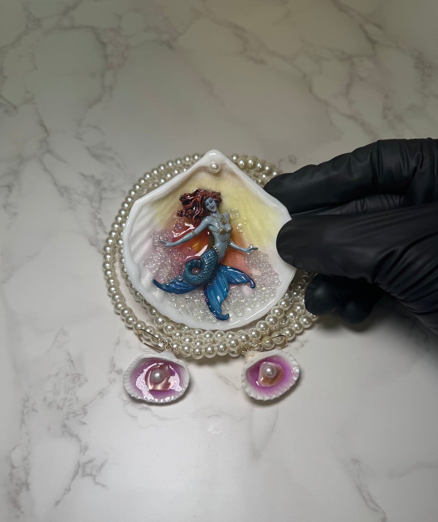 Arena Mermaid Sea Shell Necklace Set – Mermaid in Shell with UV Resin.