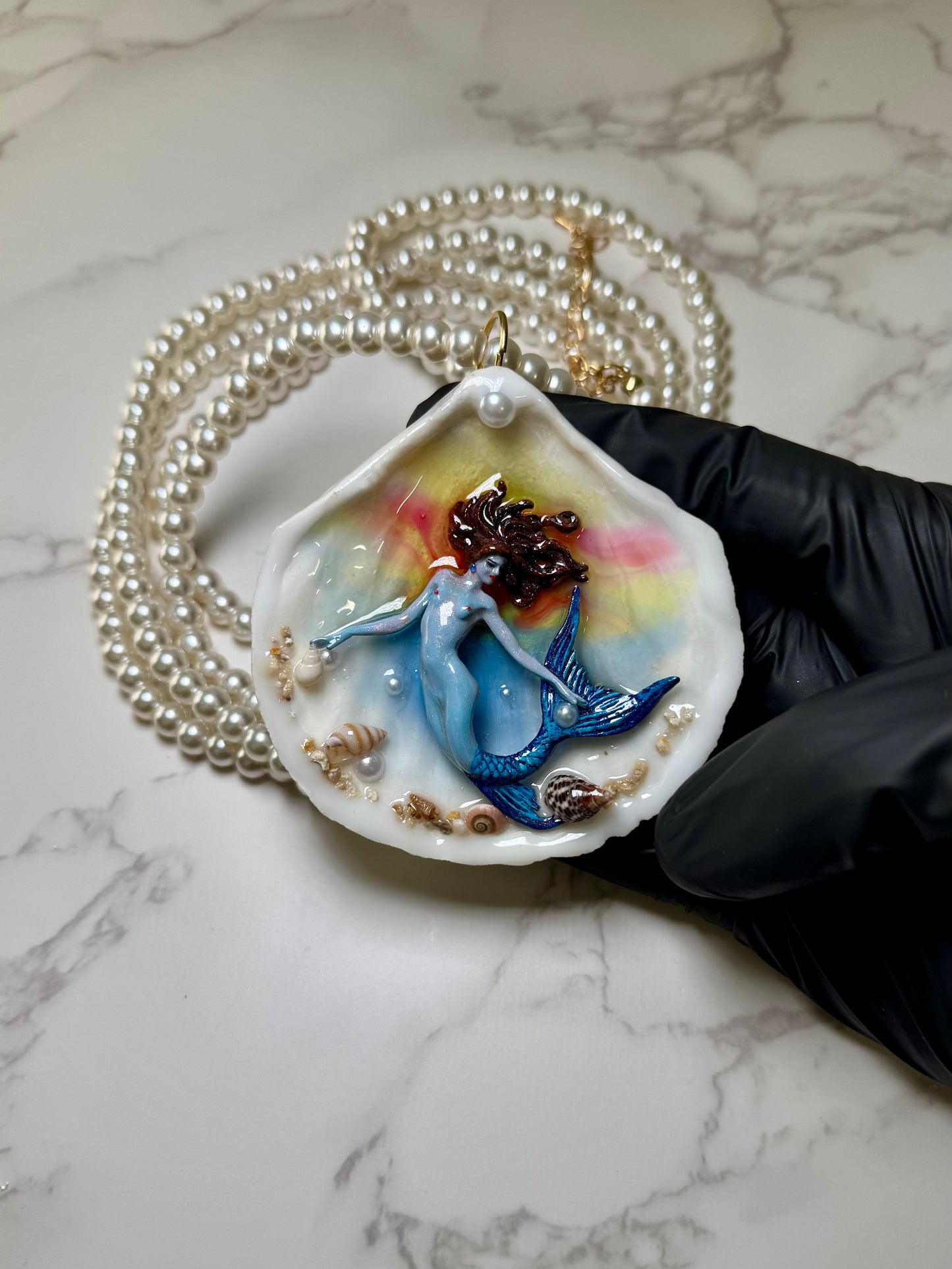 May Sunset Blue Mermaid Sea Shell Necklace – Mermaid in Shell with UV Resin