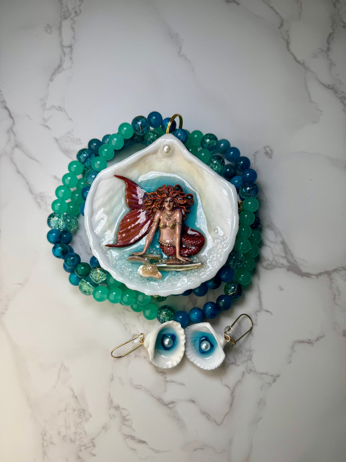 Alba Mermaid Sea Shell Necklace Set – Mermaid in Shell with UV Resin
