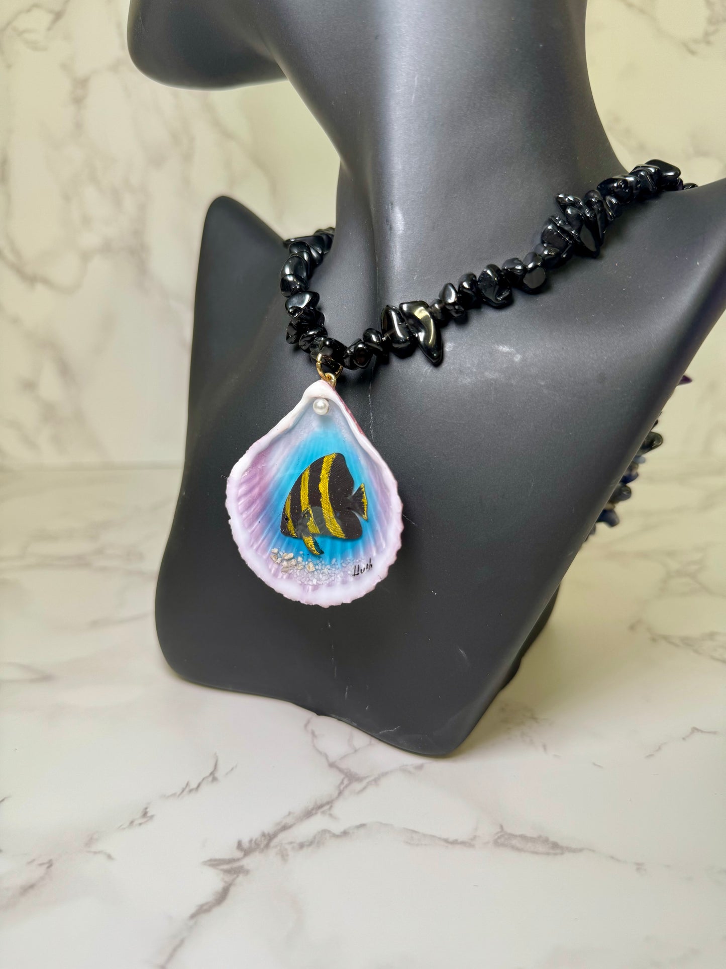 Set Spadefish Set With Colorful Glass Crystals Necklace Resin‑Encased Shell Collection Shell Necklaces, Epoxy Resin Necklace
