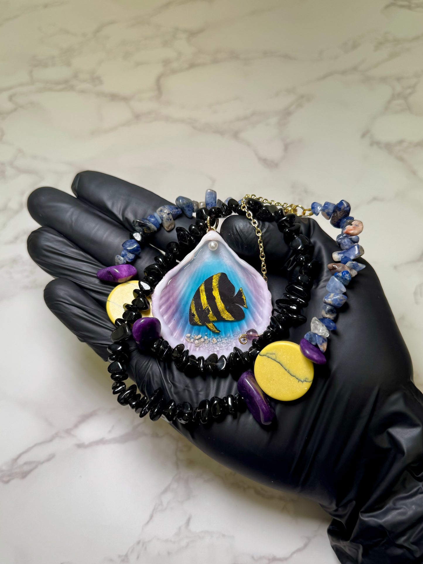 Set Spadefish Set With Colorful Glass Crystals Necklace Resin‑Encased Shell Collection Shell Necklaces, Epoxy Resin Necklace
