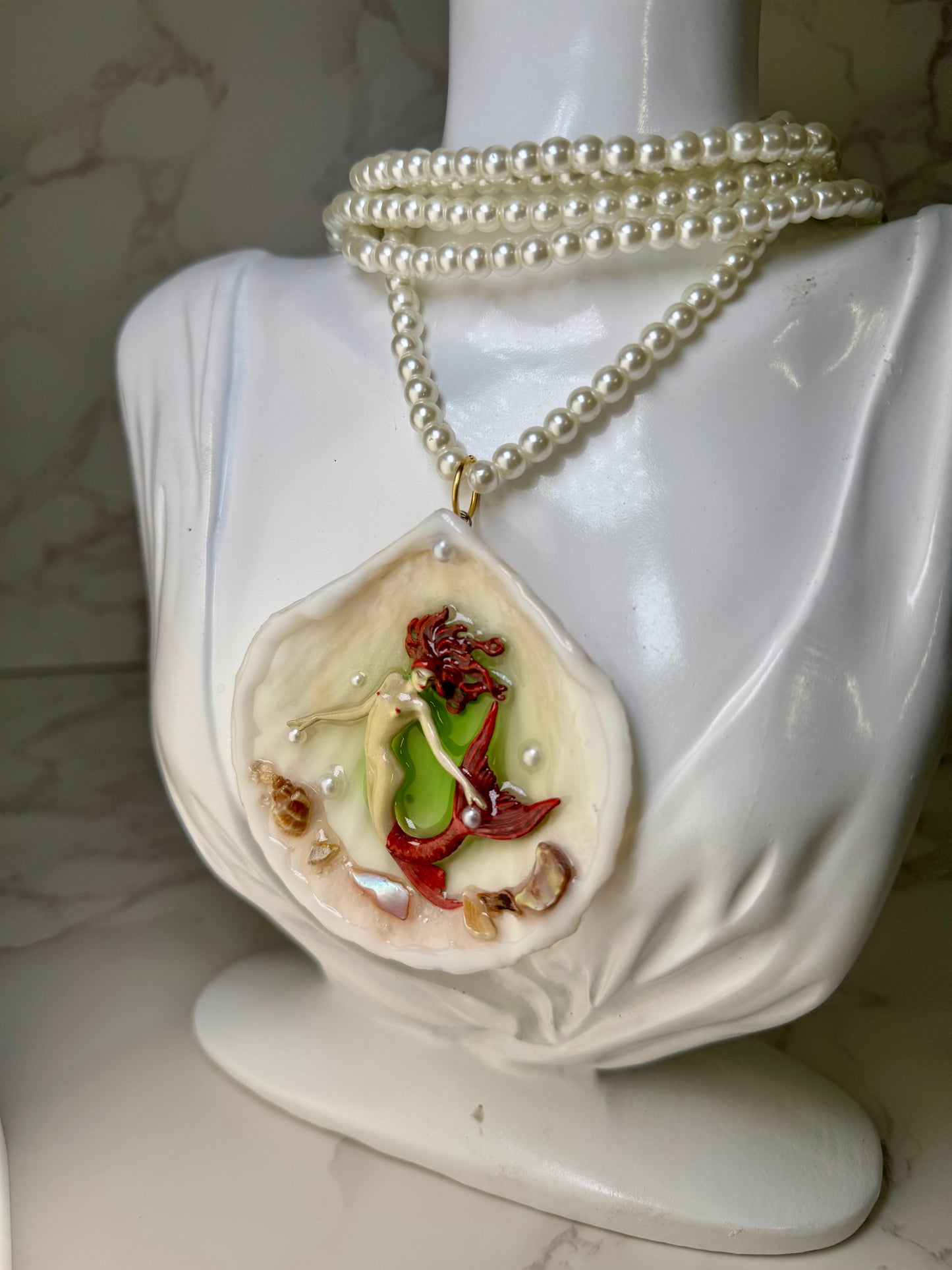 Winter Red Tail Mermaid Sea Shell Necklace – Mermaid in Shell with UV Resin