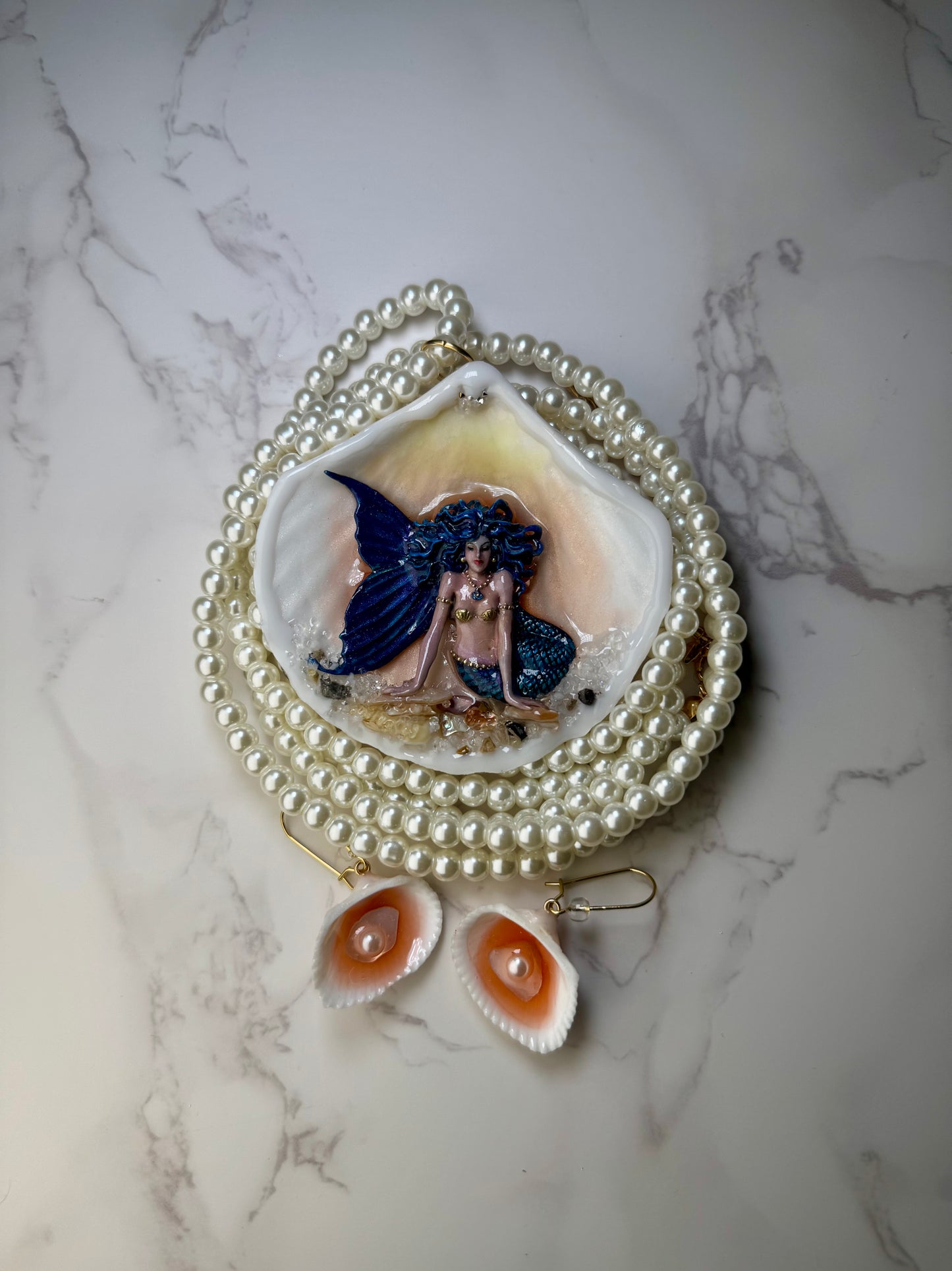 Nube Mermaid Sea Shell Necklace Set – Mermaid in Shell with UV Resin