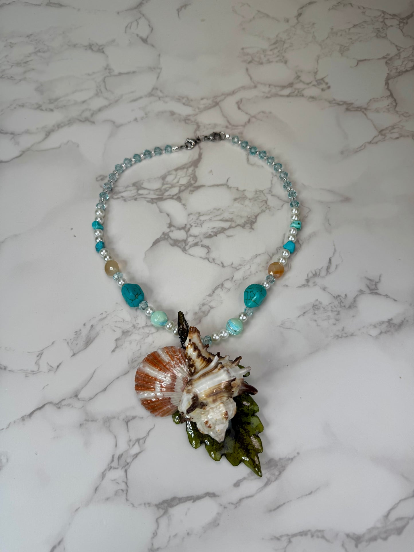 4 Natural green Leaf Preserved in resin with sea shells with Beautiful Scarf & leather necklace