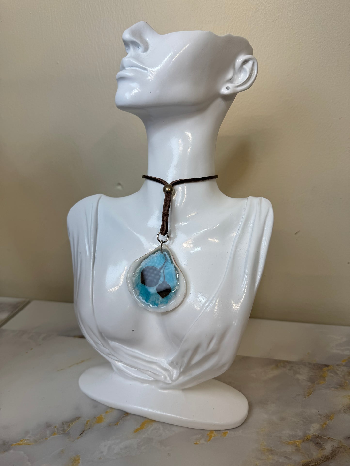 Double Sting Ray Resin‑Encased Shell Collection Shell Necklaces Sea Necklaces Epoxy Resin Necklace