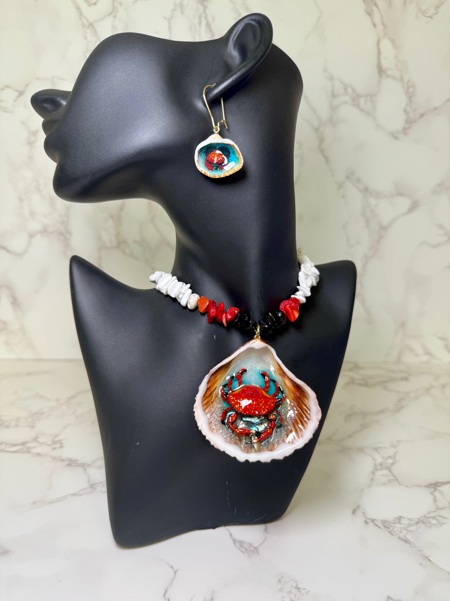 Set Crab Handmade Red Crab Necklace Encapsulated in Real Shell with UV Resin on Natural Stone Beads