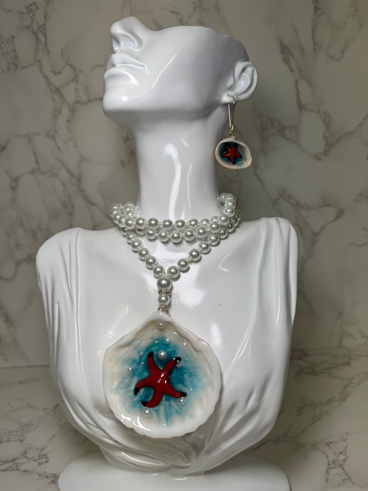 Set Beautiful Red Handmade Red Starfish Necklace with Black Tips Encapsulated in Real Shell with UV Resin