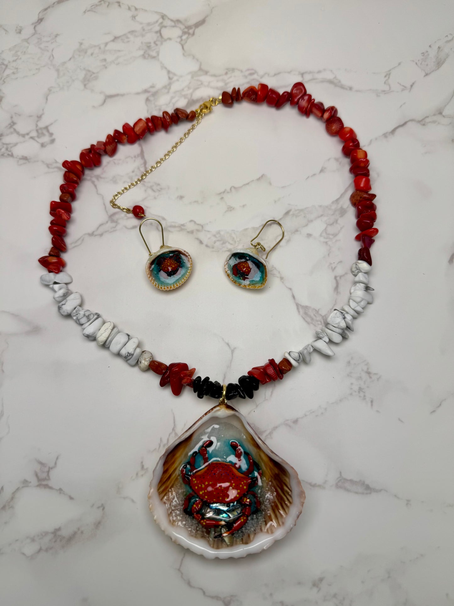Set Crab Handmade Red Crab Necklace Encapsulated in Real Shell with UV Resin on Natural Stone Beads