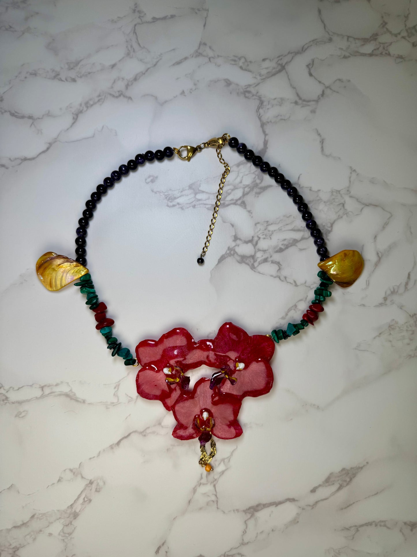 Triple Red Orchids Necklace - Real Orchid Necklace – Natural Flower Preserved in Resin