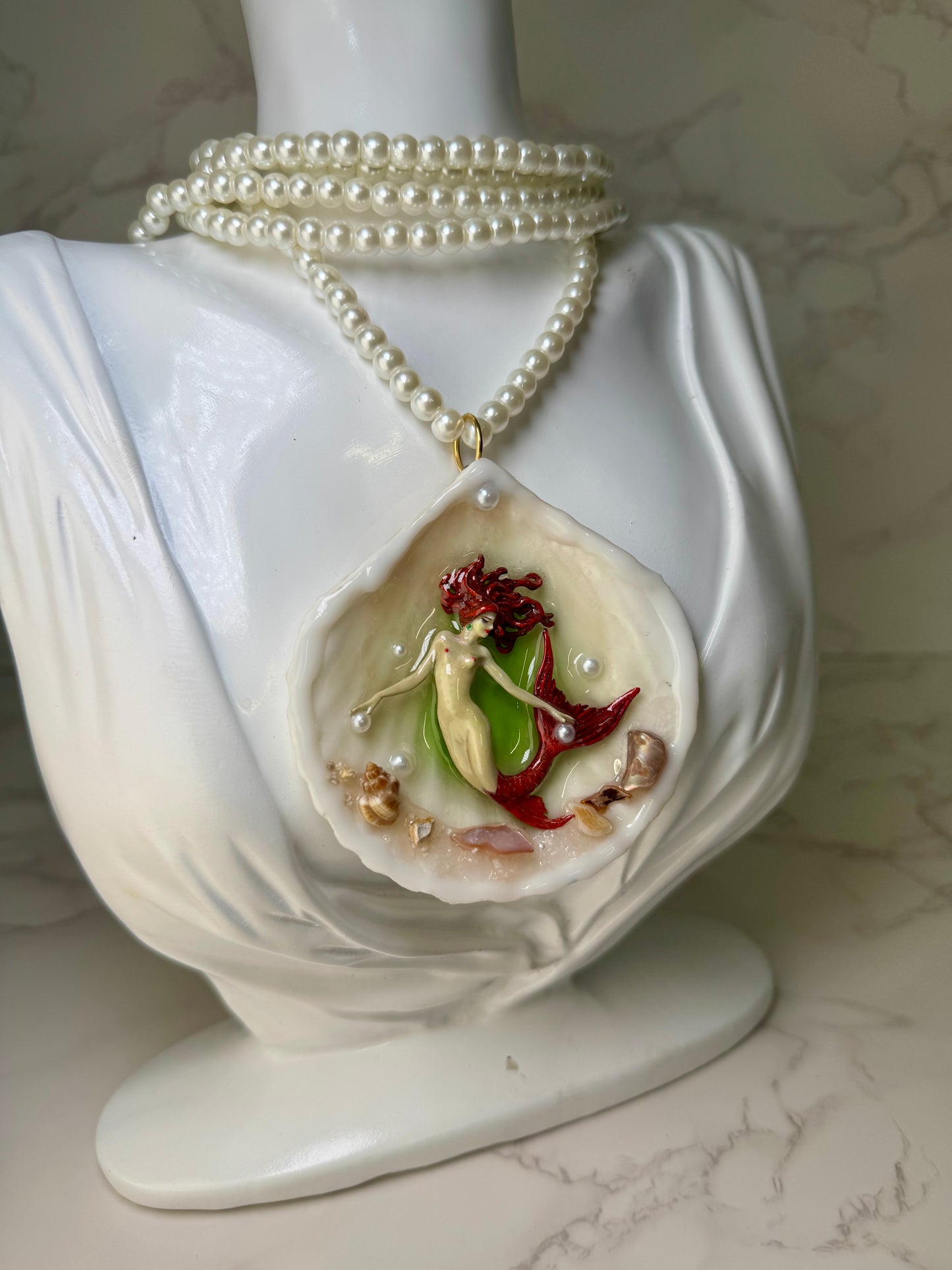 Winter Red Tail Mermaid Sea Shell Necklace – Mermaid in Shell with UV Resin