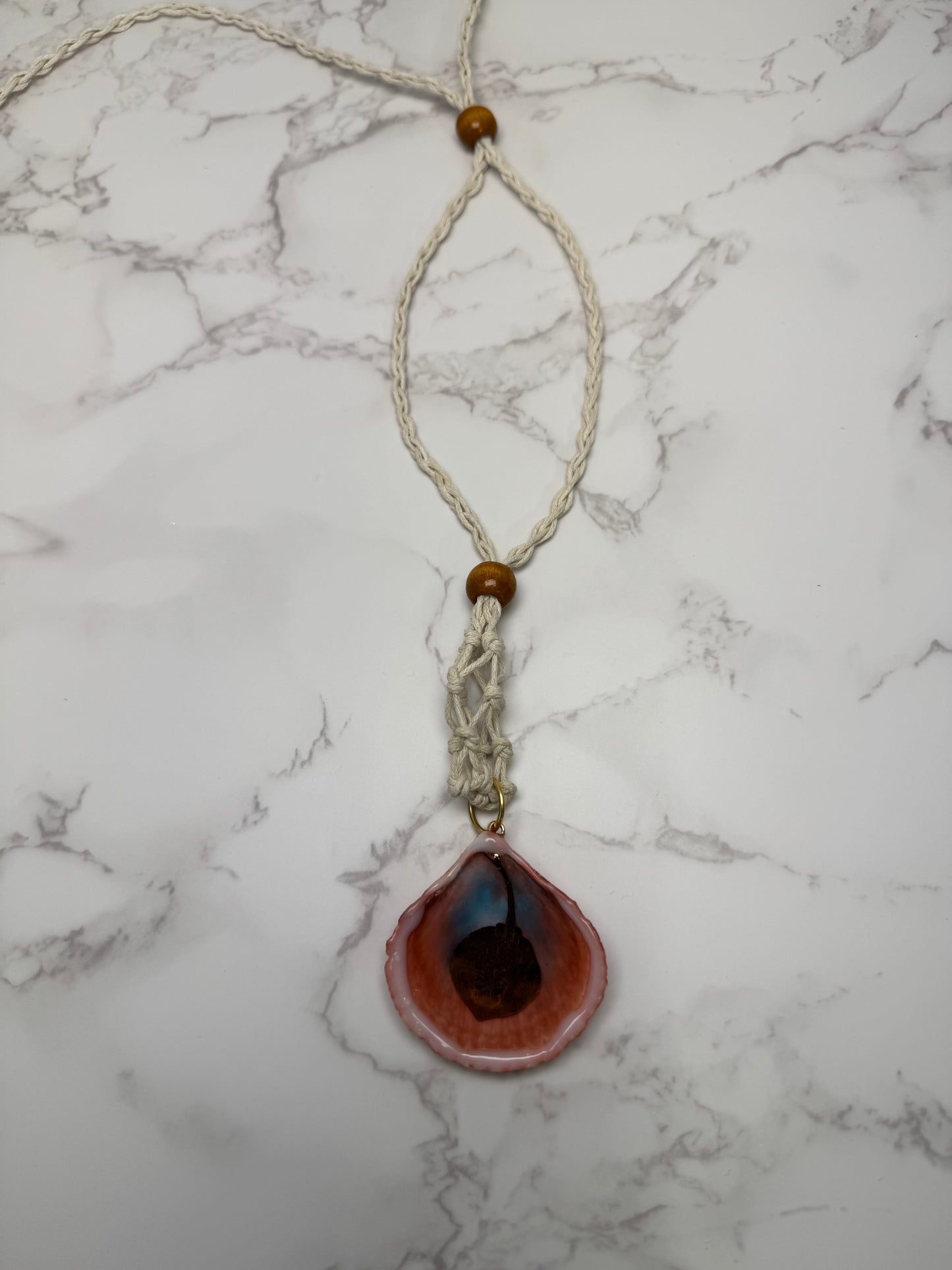 Single Sting Ray Handmade Stingray Necklace Encapsulated in Real Shell with UV Resin