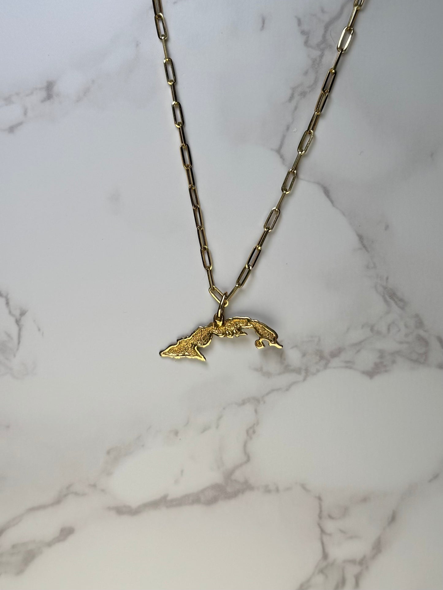 My Isla Necklace Mapa de Cuba, Oro 10 Kilates, Cadena y Dije, Handcrafted 10K Gold Pendant with 15 Provinces Artistic Design, Unisex, Chain and Pendant