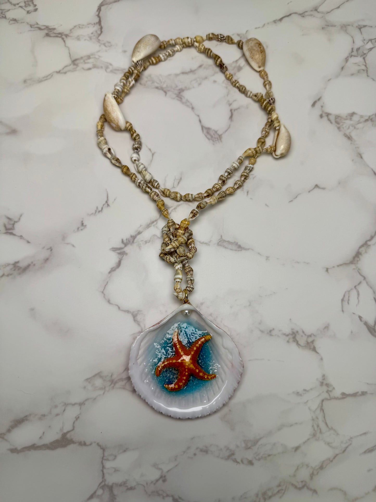 Set Beautiful Orange StarFish Necklace “Shorelight” – Orange Starfish in Shell with UV Resin Necklace