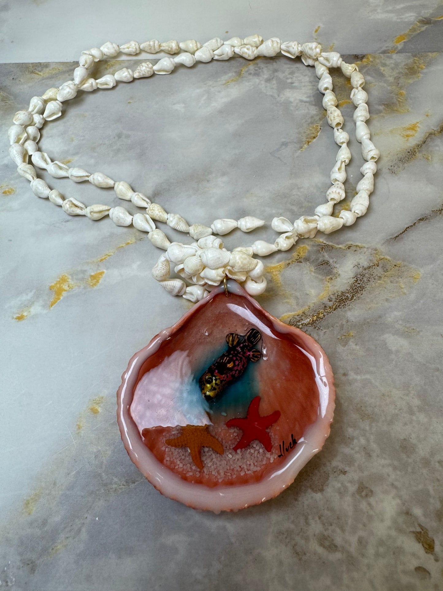Amazing Puffer Fish Necklace Resin‑Encased Shell Collection Shell Necklaces, Epoxy Resin Necklace