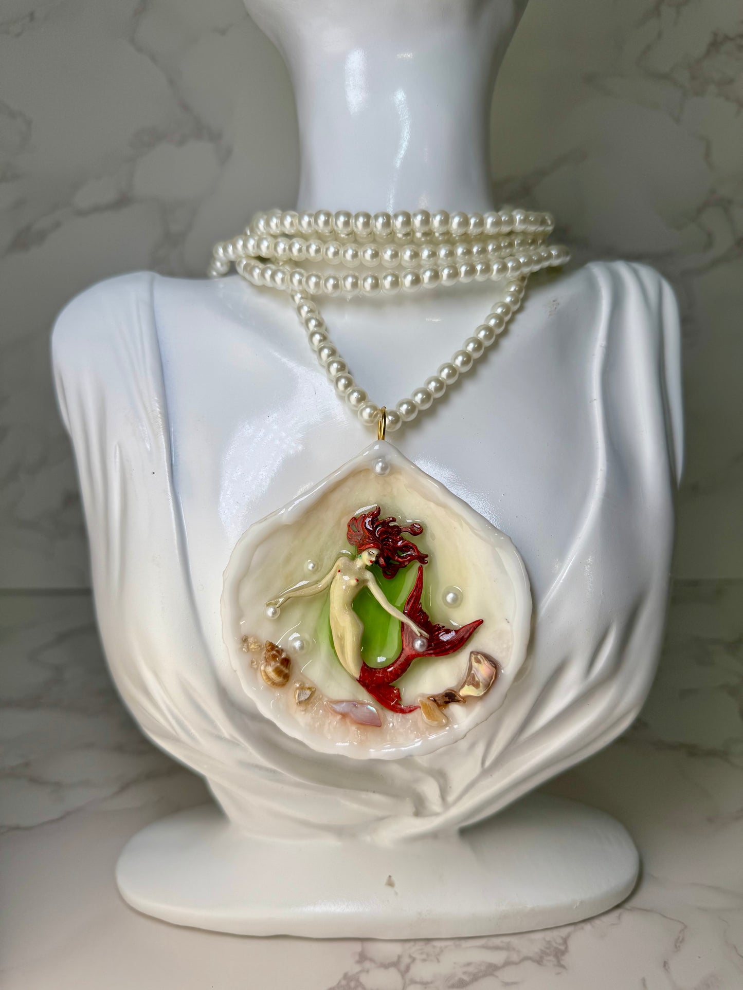 Winter Red Tail Mermaid Sea Shell Necklace – Mermaid in Shell with UV Resin