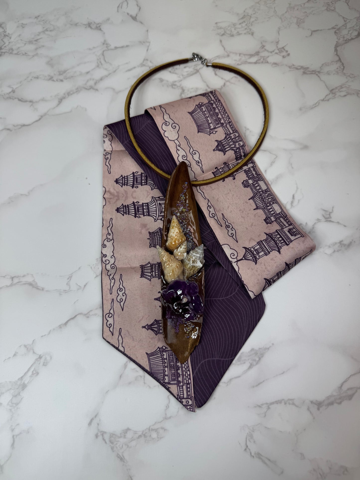 3 Natural green Leaf Preserved in resin with flowers with Beautiful Scarf & leather necklace