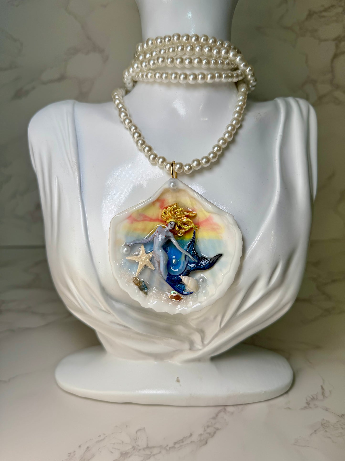 July Blonde Hair Sea Star Mermaid Sea Shell Necklace – Mermaid in Shell with UV Resin