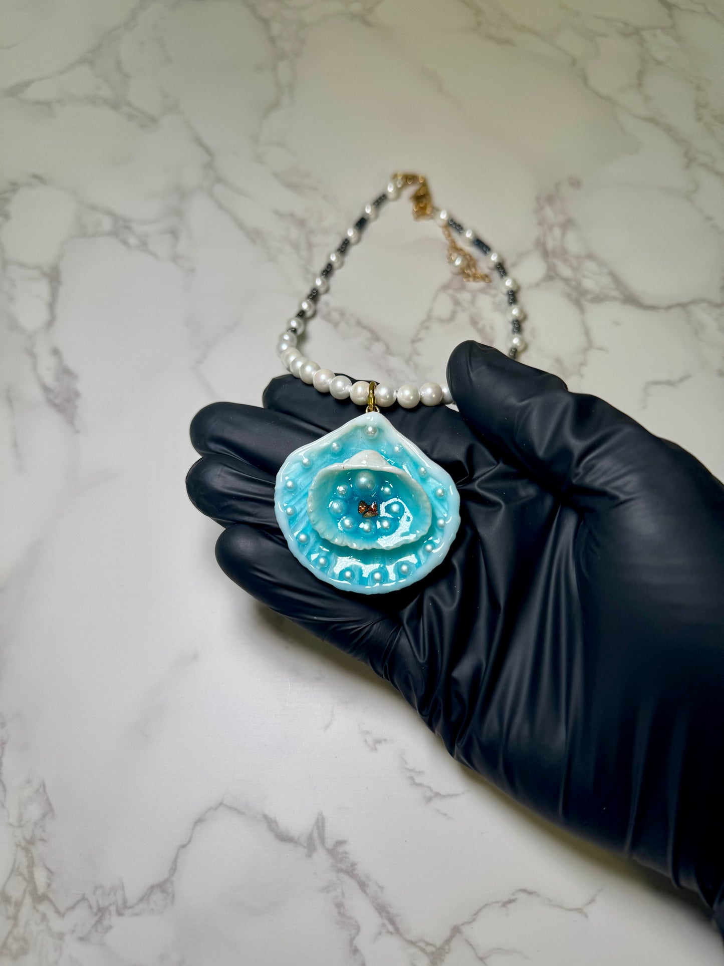 Gracia del Oceano Sea Shell Necklace Set– in Shell with UV Resin Epoxy