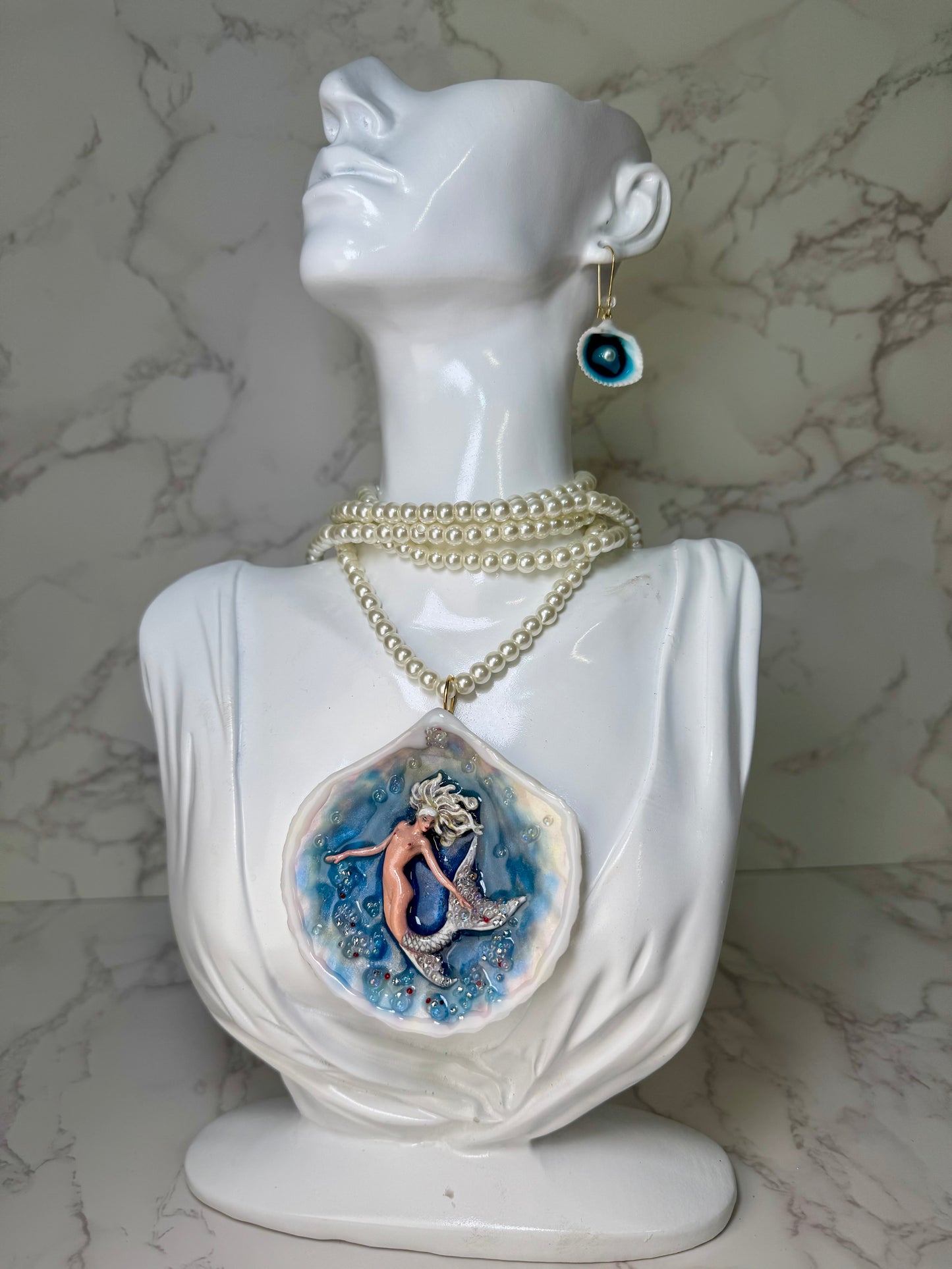 Luna Mermaid Sea Shell Necklace Set – Mermaid in Shell with UV Resin