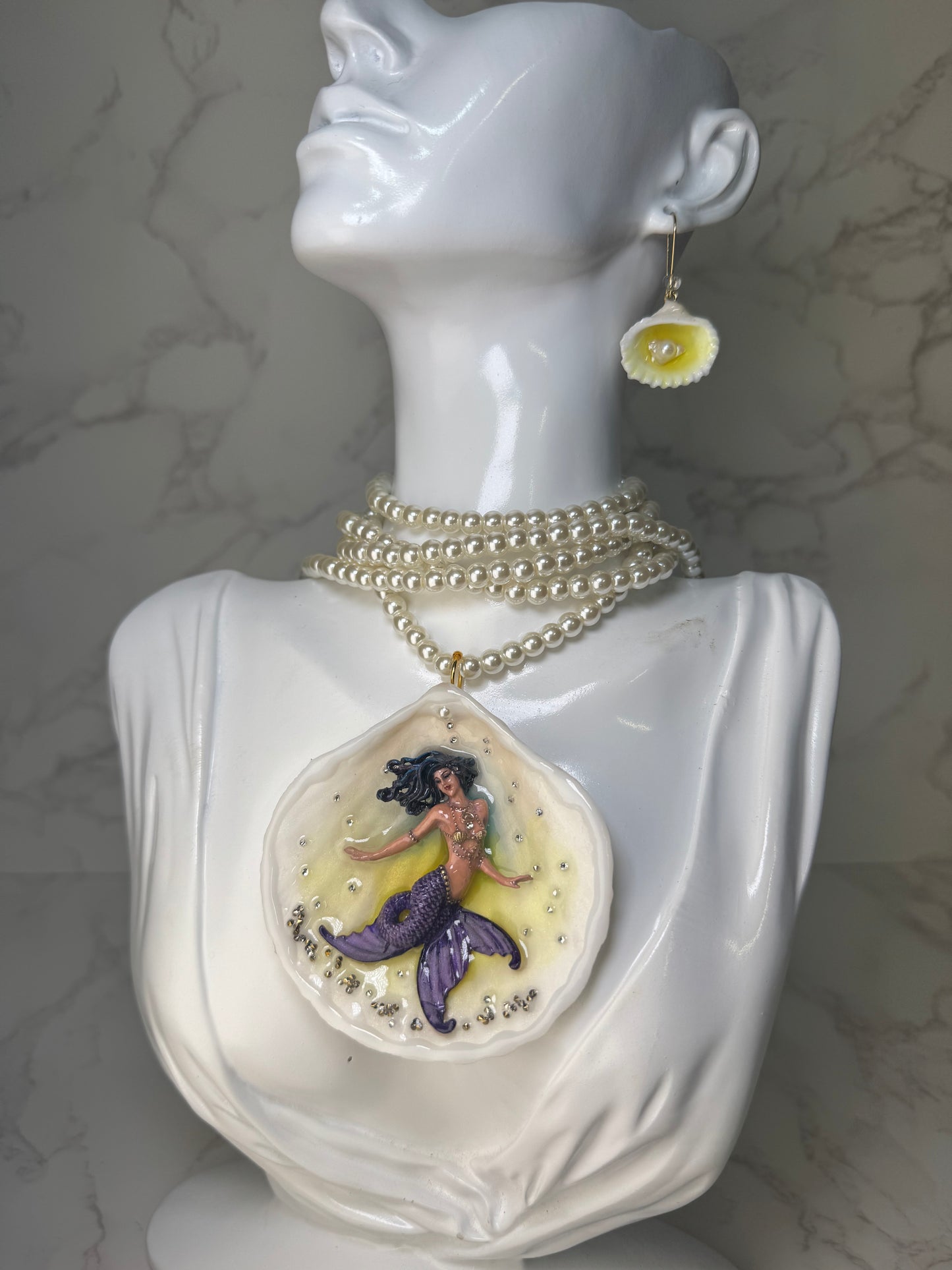 Ola Violet Tail Mermaid Sea Shell Necklace Set – Mermaid in Shell with UV Resin