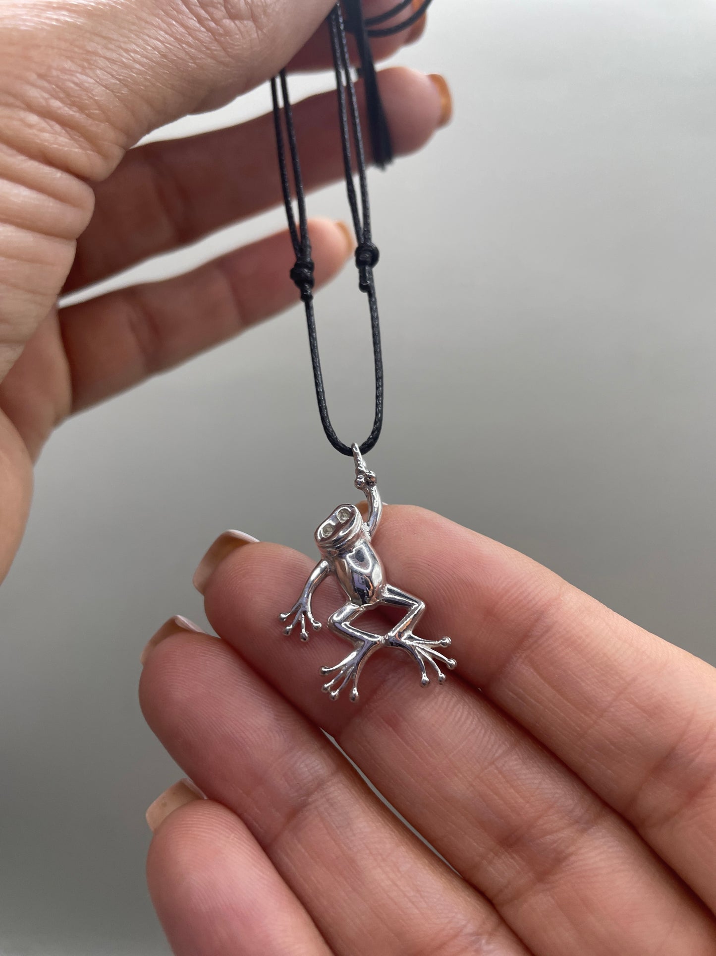 Friendly Hanging Tree Frog Necklace