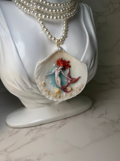 Autumn Blush Tail Mermaid Sea Shell Necklace – Mermaid in Shell with UV Resin
