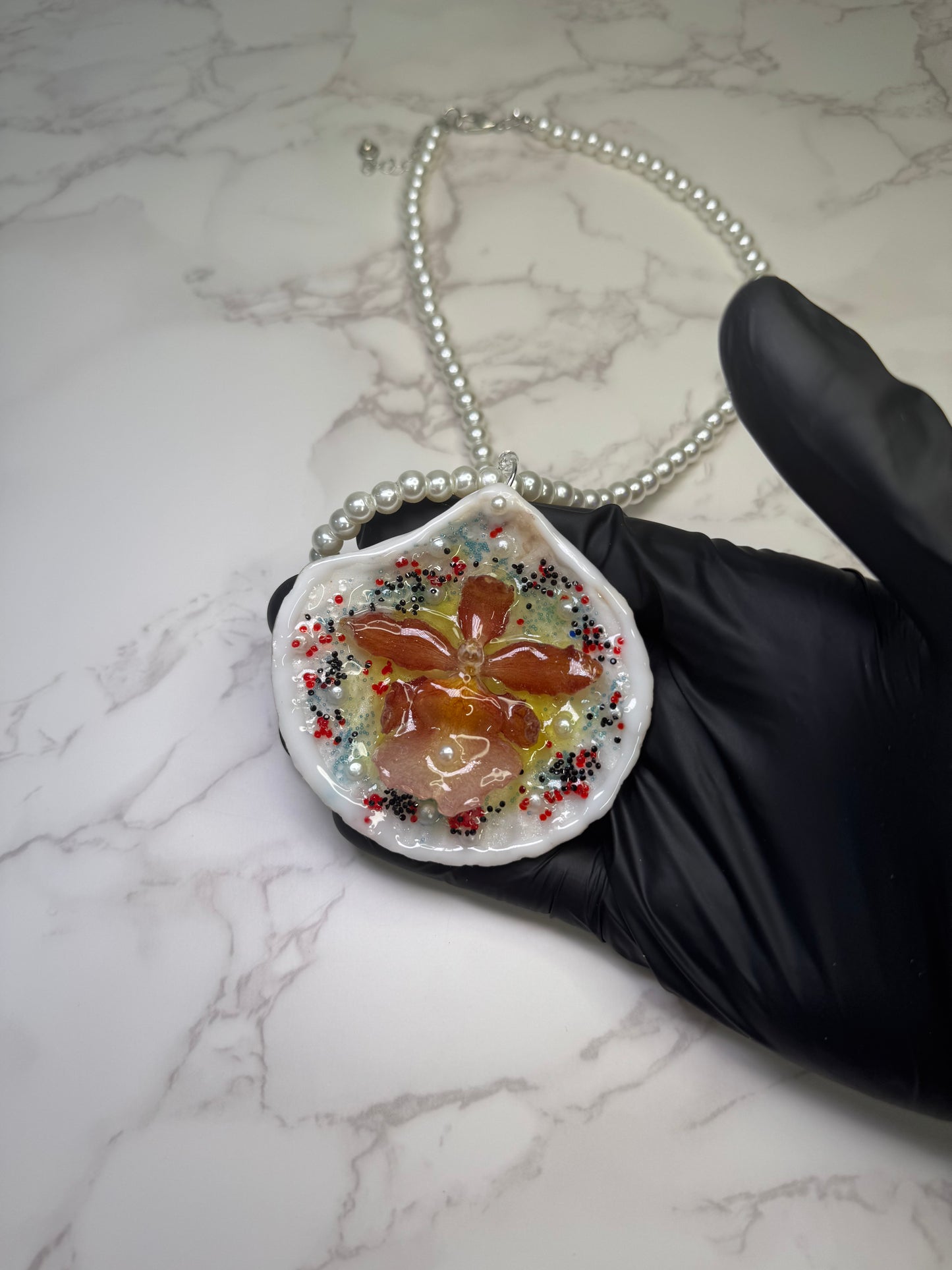 Cattleya Mini Orchid Seashell Necklace