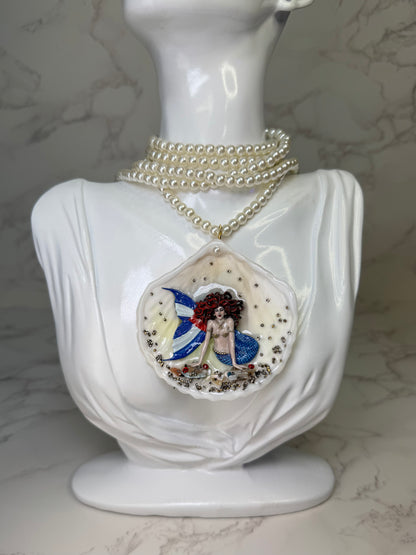 Cuban Mermaid Sea Shell Necklace  – Mermaid in Shell with UV Resin
