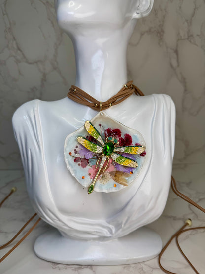 Nerina Golden Dragonfly Seashell with Dragonfly – Clear Crystal Necklace | Handmade Floral Jewelry