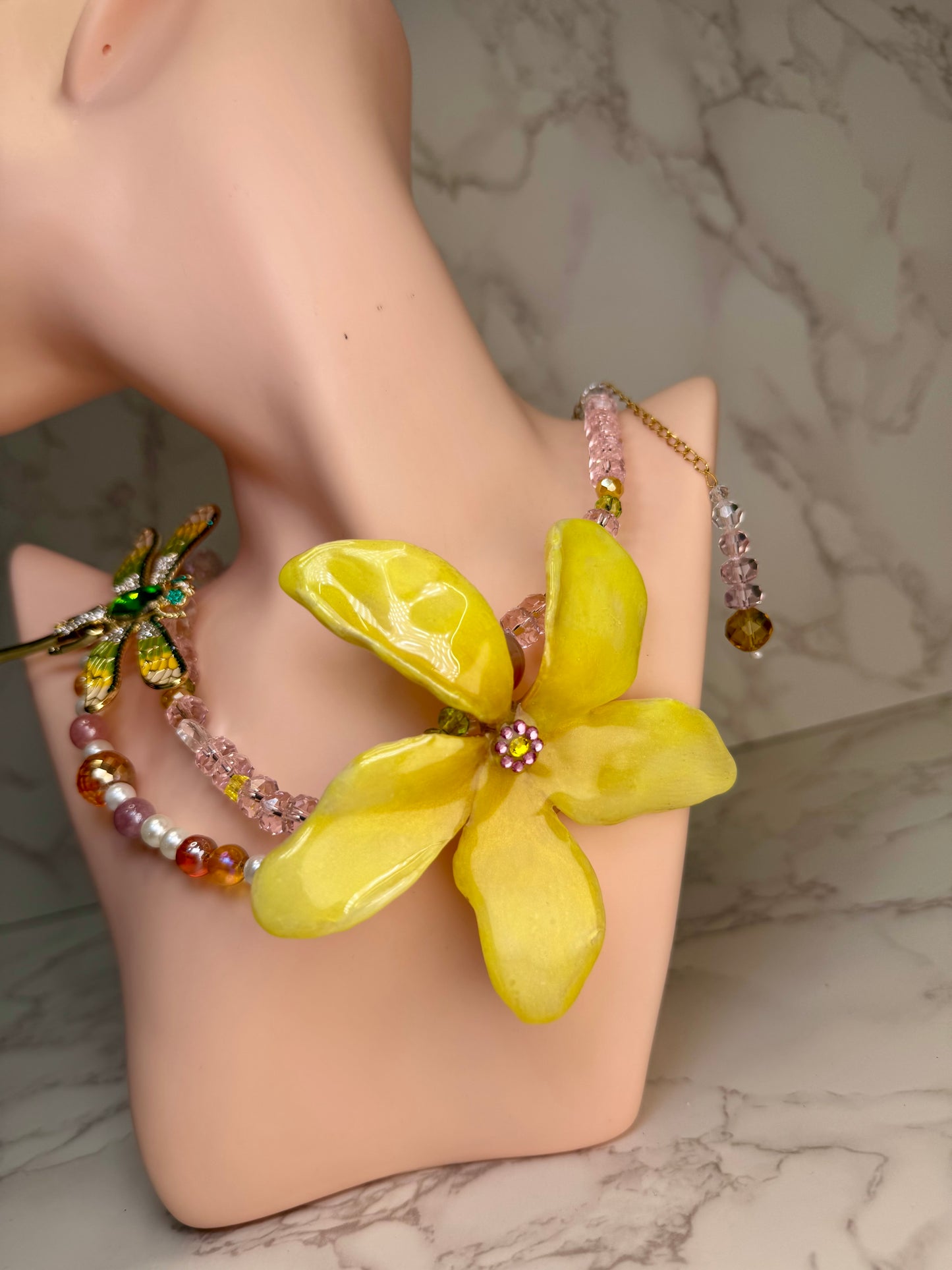 Thalía Golden Dragonfly Yellow Plumeria with Dragonfly – Clear Crystal Necklace | Handmade Floral Jewelry