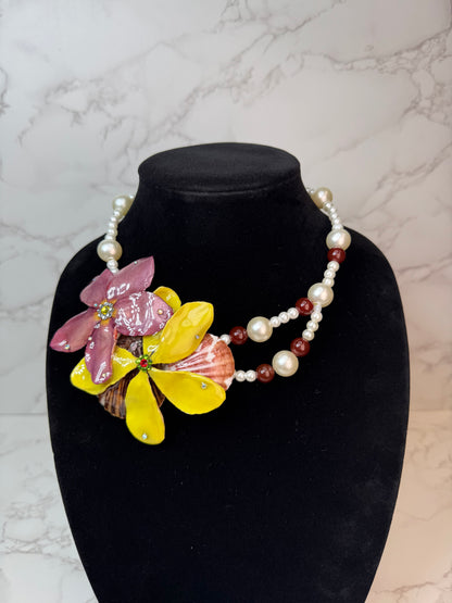 Lina Real Seashell & Preserved Flower Necklace | Handmade Ocean & Botanical Jewelry