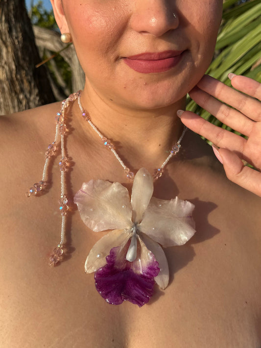 Blush Crystal Cattleya White & Light Purple Cattleya Orchid Necklace – Clear & Pink Crystal Beaded Jewelry