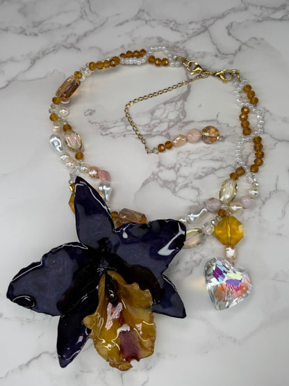 Midnight Aurora Cattleya Golden Cattleya Orchid Necklace – Freshwater Pearls, Crystal Beads & Clear Crystal Heart Pendant