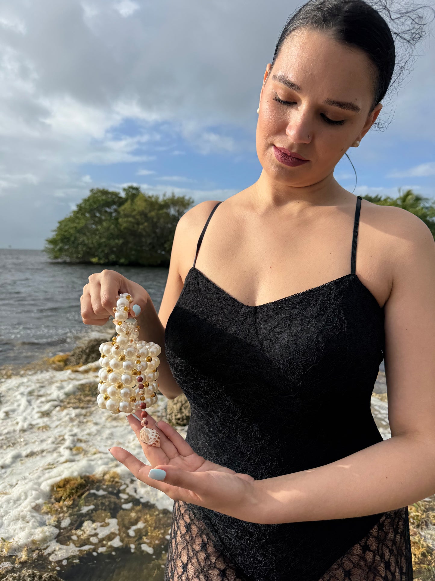Terra-Pearl & Gold Seashell Charm Purse