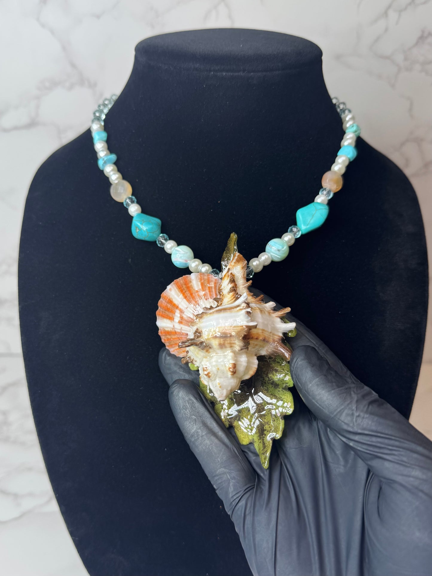 4 Natural green Leaf Preserved in resin with sea shells with Beautiful Scarf & leather necklace