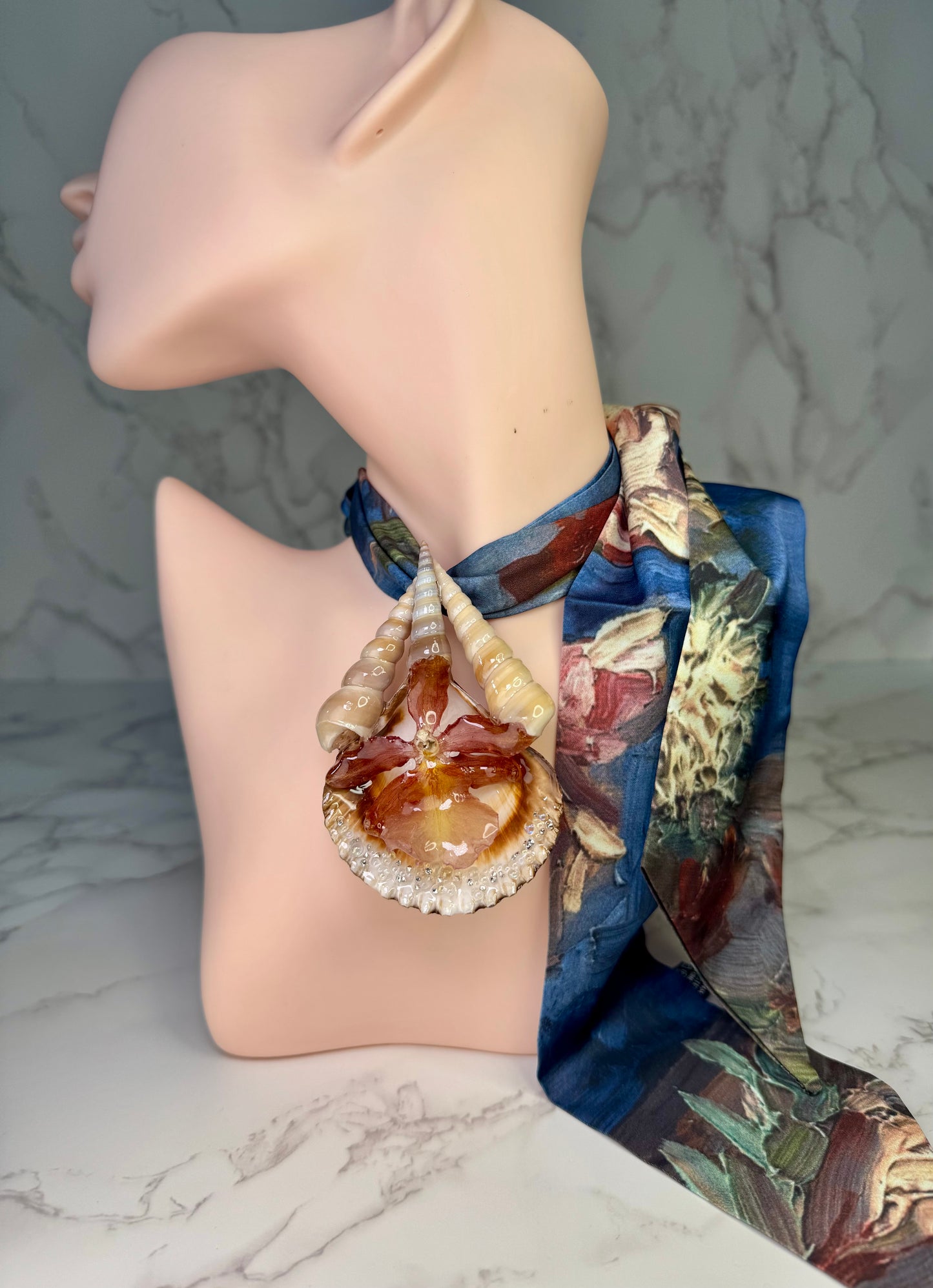 The Island Whisper – Seashell & Cattleya Serenity