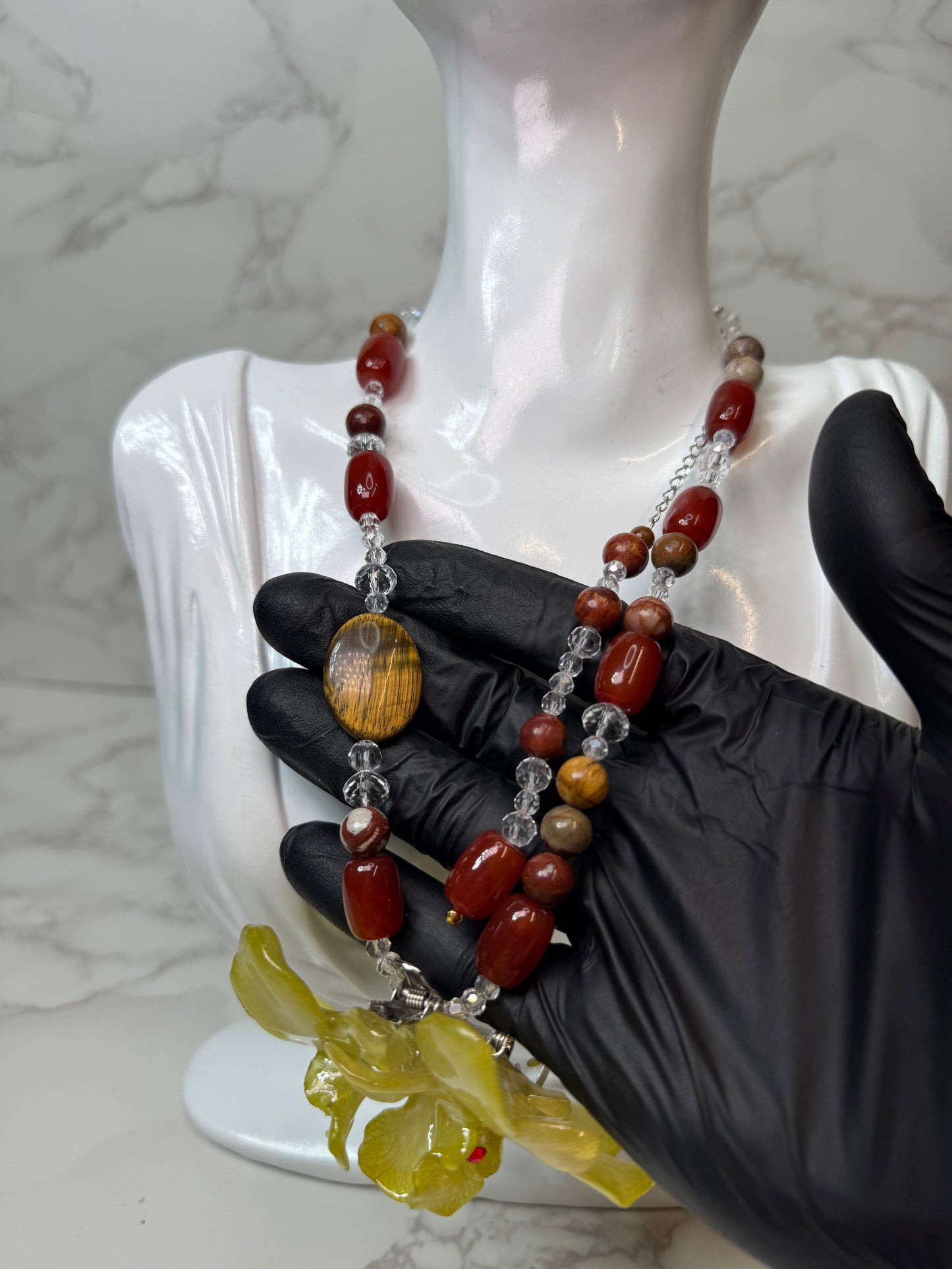 Luz Real Preserved Flower Necklace & Hair Clip | Handmade Botanical Jewelry | Multifunctional Floral Art