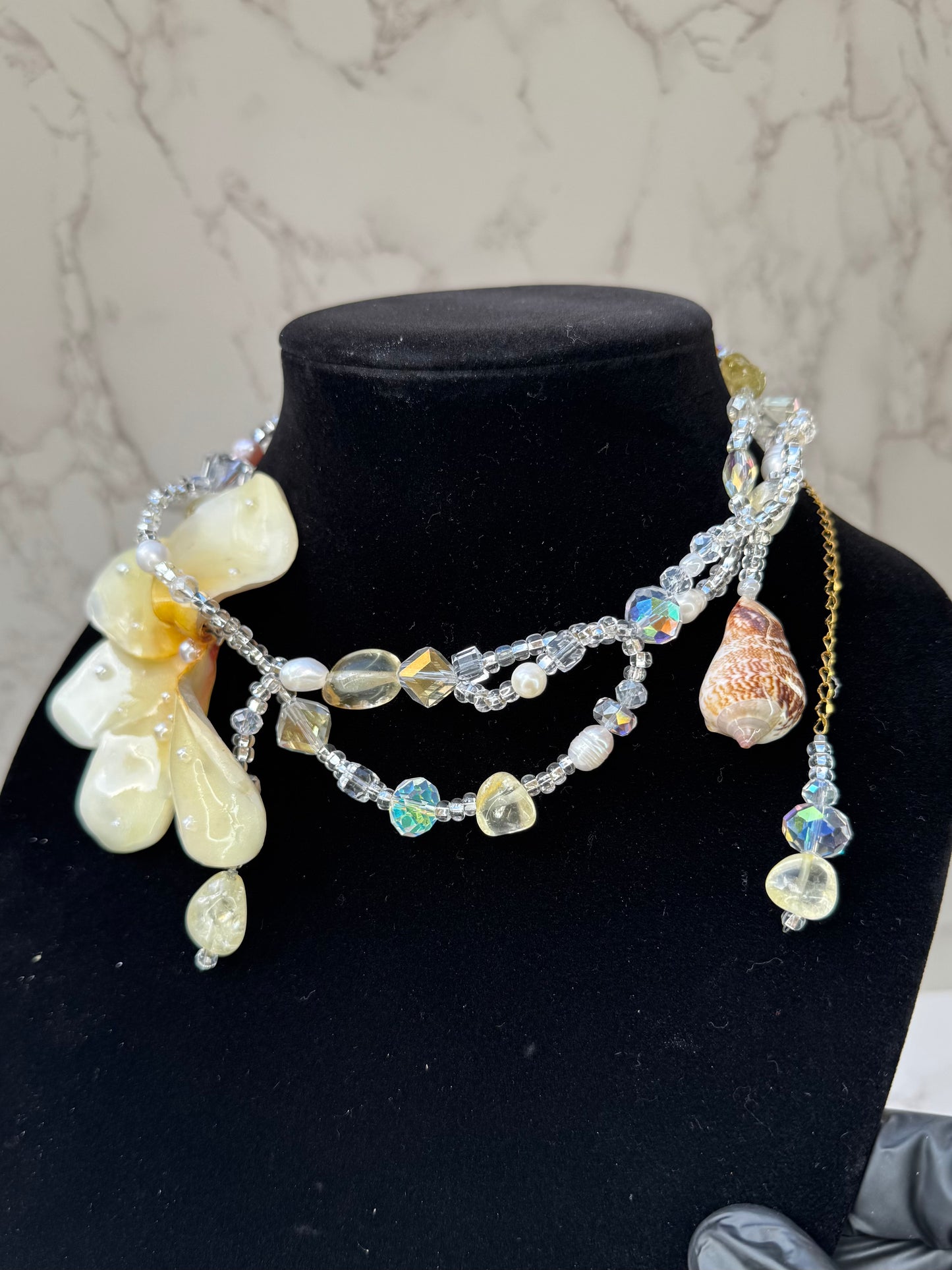 Ocean Pearl Plumeria White & Light Yellow Plumeria Necklace – Clear & Soft Yellow Crystal Beads with Small Seashell