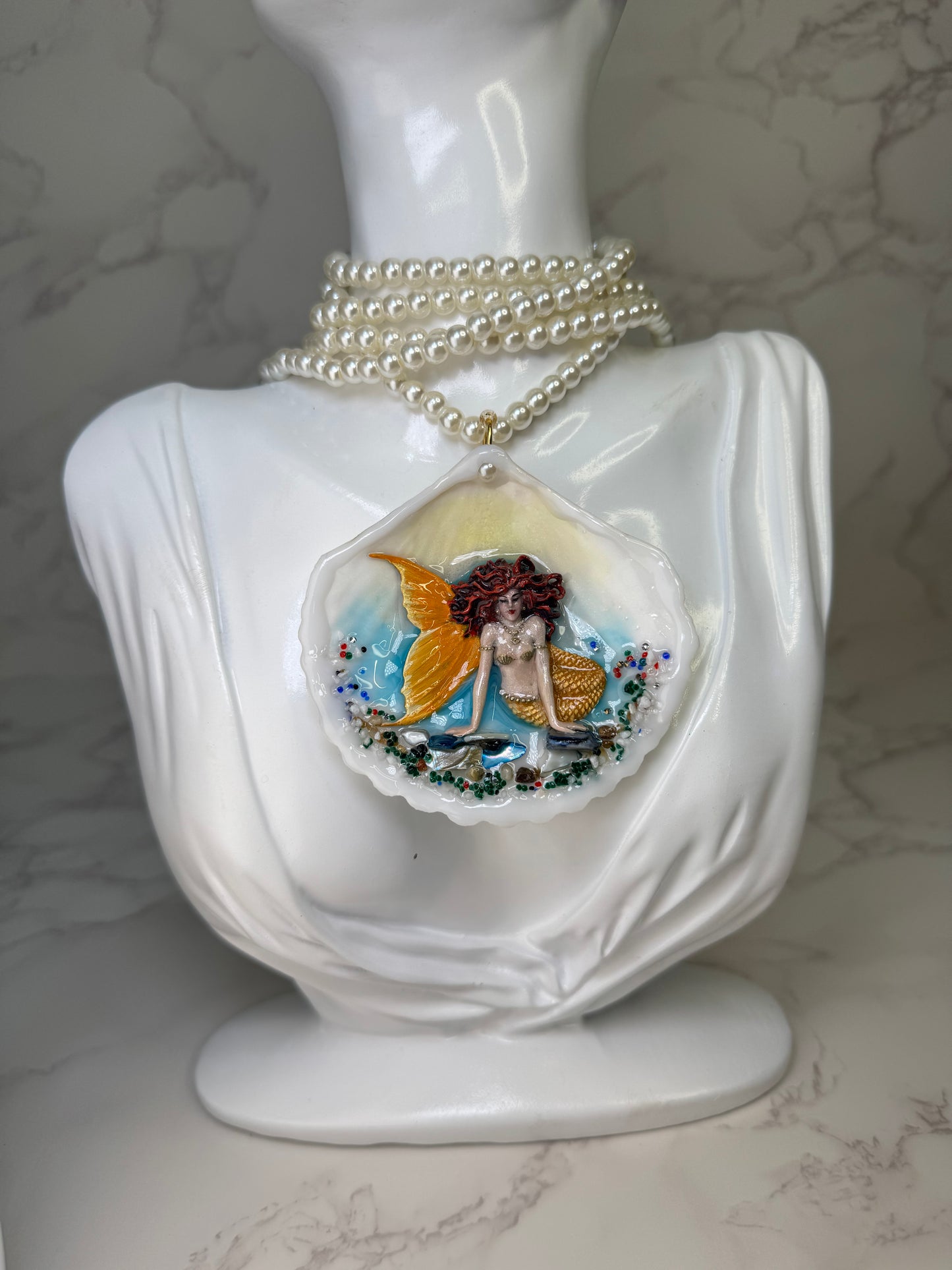 Alisea Mermaid Sea Shell Necklace  – Mermaid in Shell with UV Resin