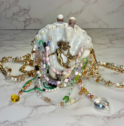 Milagros del Mar Seashell Treasure Purse