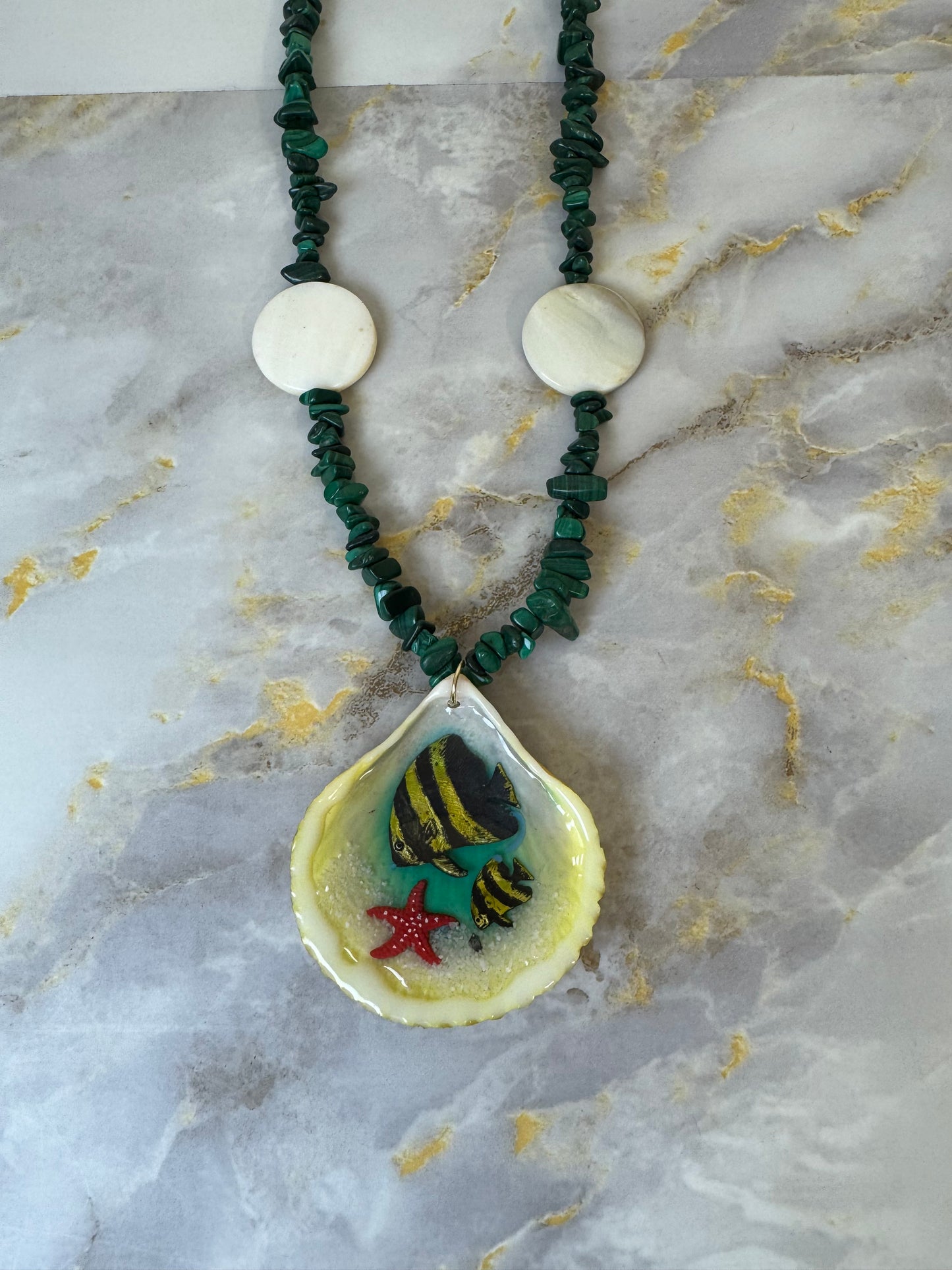 Spadefish With Green Glass Crystals Necklace Resin‑Encased Shell Collection Shell Necklaces, Epoxy Resin Necklace