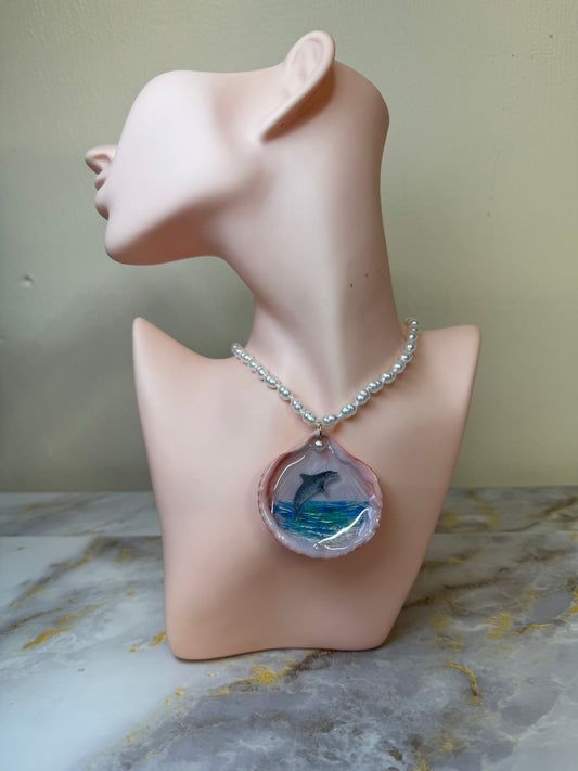 Beautiful Dolphin Necklace Resin‑Encased Shell Collection Shell Necklaces, Epoxy Resin Necklace