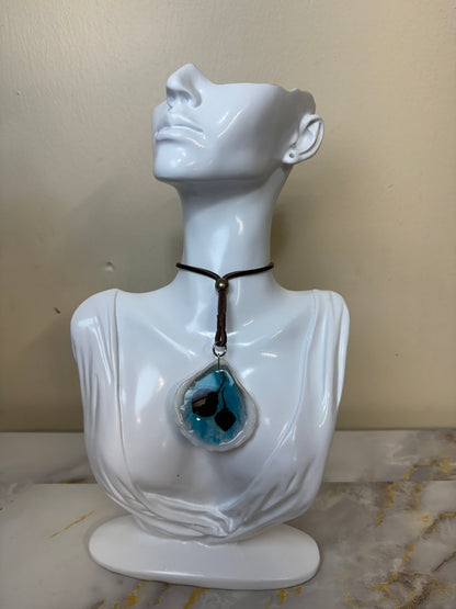Double Sting Ray Resin‑Encased Shell Collection Shell Necklaces Sea Necklaces Epoxy Resin Necklace
