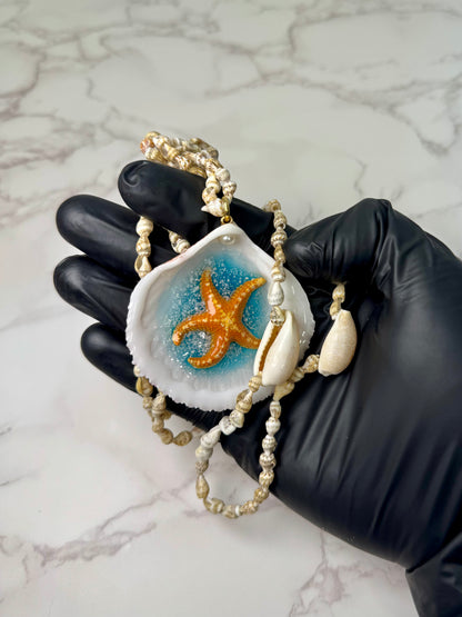 Set Beautiful Orange StarFish Necklace “Shorelight” – Orange Starfish in Shell with UV Resin Necklace