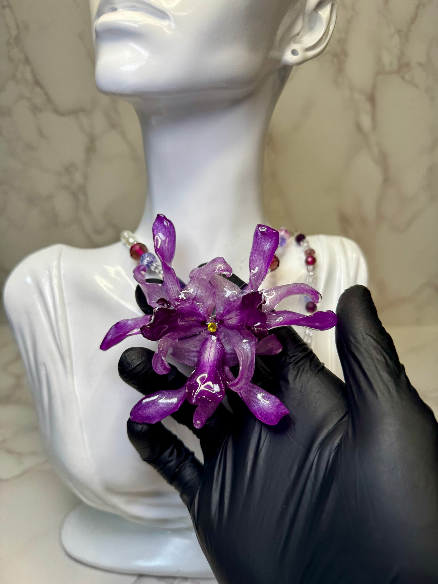 Abrazo Real Preserved Flower Necklace & Hair Clip | Handmade Botanical Jewelry | Multifunctional Floral Art
