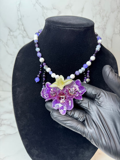 Abril Quadruple Purple Orchid Necklace - Real Orchid Necklace – Natural Flower Preserved in Resin