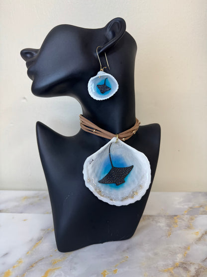 Manta Ray Resin‑Encased Shell Collection Shell Necklaces, Epoxy Resin Necklace with earrings